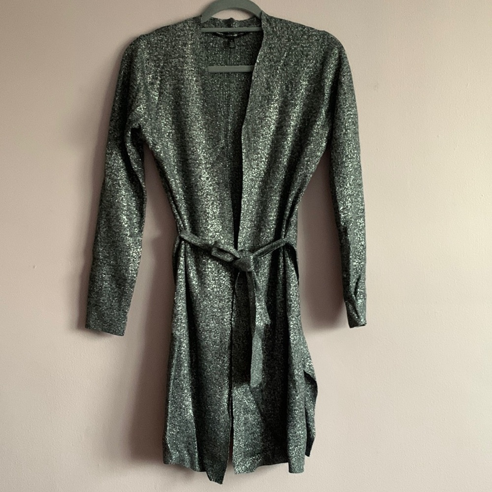 🌟 White House Black Market cardigan 🌟